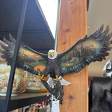 'Evening Majesty' Eagle Figurine - Wall Hanger