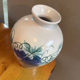 Cream Vase w Grapes