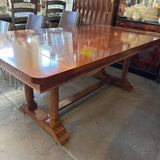 Expandable Dining Table w 2 12" Leaves