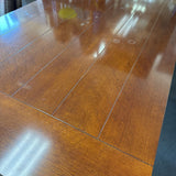 Expandable Dining Table w 2 12" Leaves