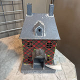 Metal Birdhouse Feeder
