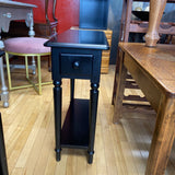 1 Drawer Nightstand w Shelf