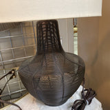 Metal Wire Base Table Lamp