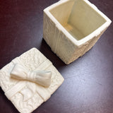 Jade Porcelain Box w Holly