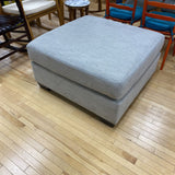 Accent Ottoman
