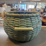 Basket w Handle