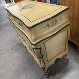 Painted Vintage 4 Drawer Dreser
