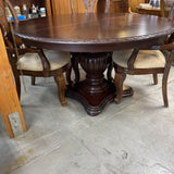 Bernhardt Round Pedestal Dining Table