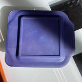 Pyrex Sculpted Baking Dish w/Lid
