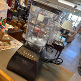 Power Blender w 2 Size containers by Blendtec