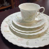 NEW Mikasa Pastel Garden 5pc Place Setting