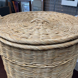 Large Covered Basket/Hamper