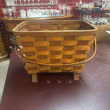 Vermont Handles & Footed Basket