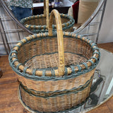 Basket w/Handle