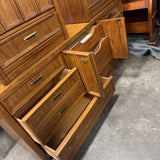 8 Drawer MCM Thomasville Dresser
