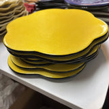 Set of 6 yellow flower plates