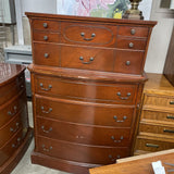 Vintage Dresser with 6 Drawers