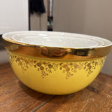 Hall's Superior Quality 3 Bowl Set