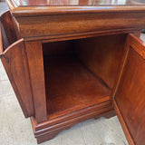 Cherry-Finish Hardwood End Table w Magazine Rack