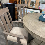 Pottery Barn Banks Round Pedestal Table w/4 Dining Chairs